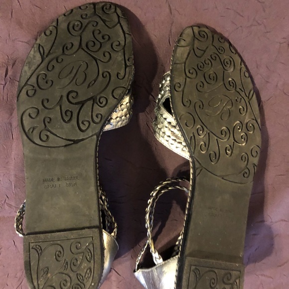 Silver flat sandals - Picture 3 of 4